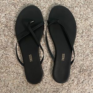 TKEES Riley criss cross flip flop sandal